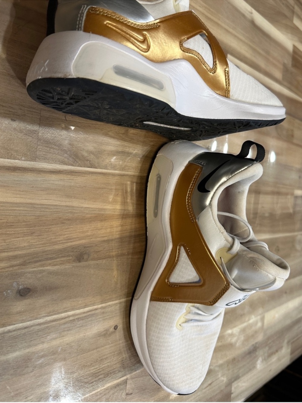 Nike White and Gold Sneakers